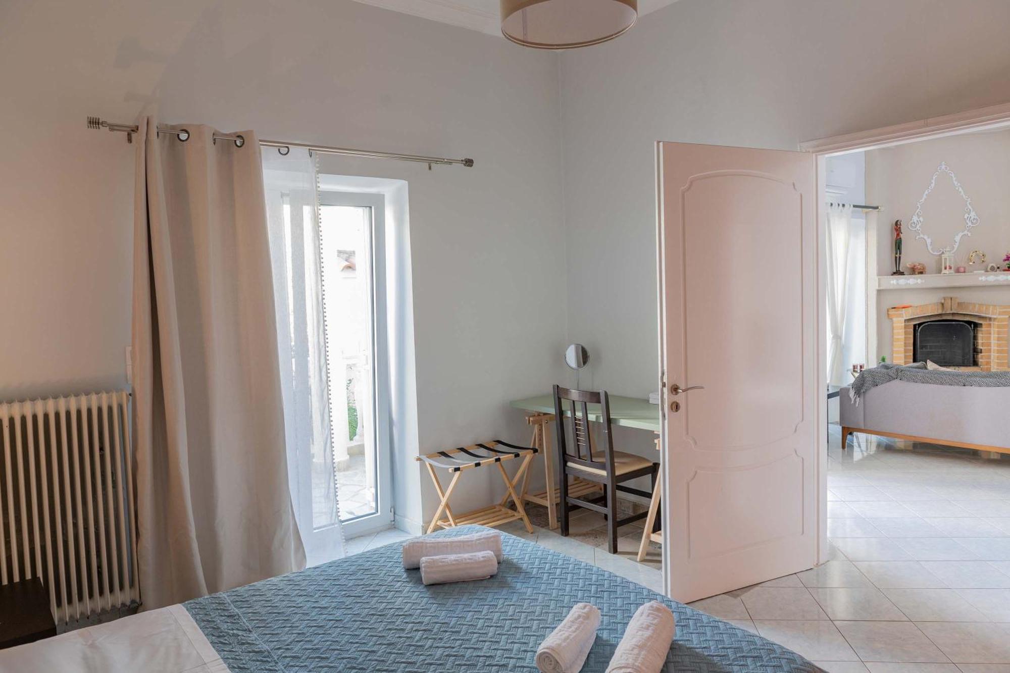 Private Spacious Apartment Athen Eksteriør billede